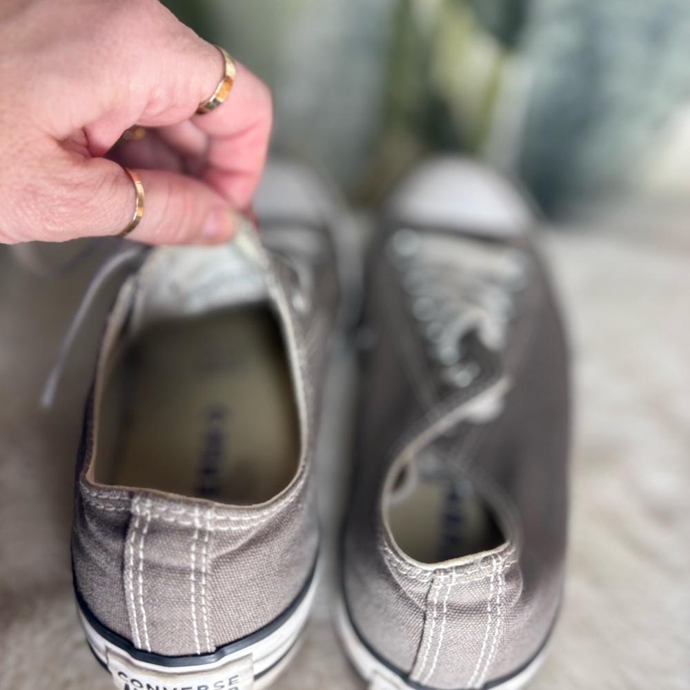 Gray Converse 🌵7.5 Women’s 5.5 Men’s - Picture 6 of 10